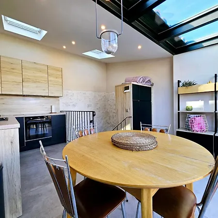 La Fourmiliere - Dans Le Vieil Ferienhaus