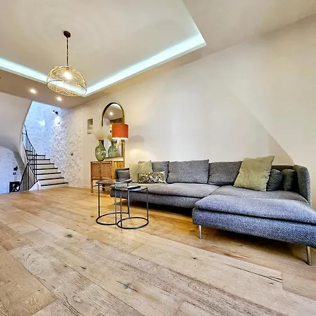 La Fourmiliere - Dans Le Vieil Ferienhaus *