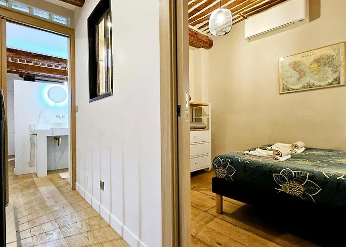 Casa de Férias La Fourmiliere - Dans Le Vieil