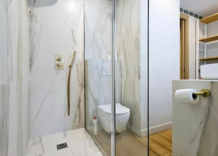 La Fourmiliere - Dans Le Vieil Casa de Férias Antibes